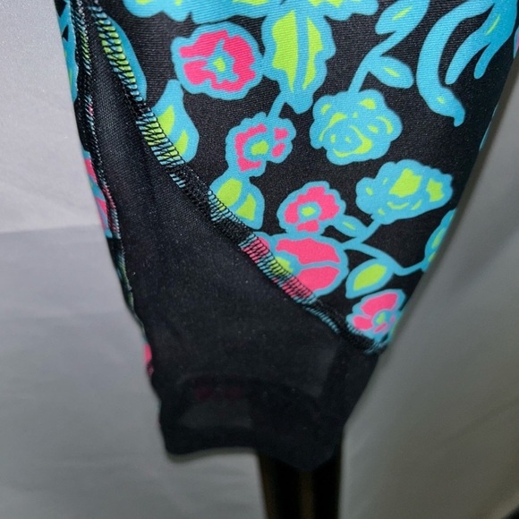 Under Armour Black and Green Floral Leggings - Picture 5 of 5